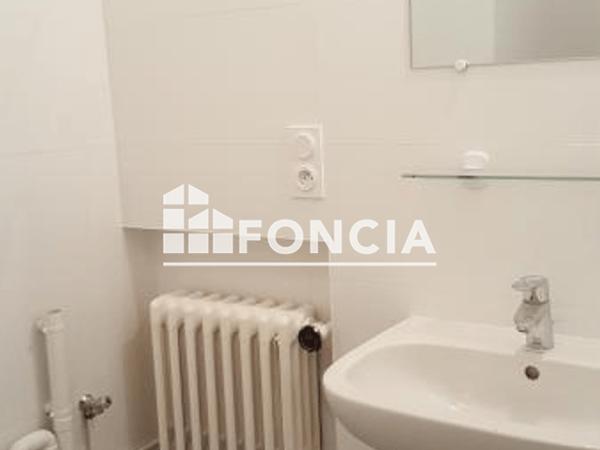 Location Appartement 2 pièces 41.1 m² - 117 COURS JEAN JAURES Grenoble 38000
