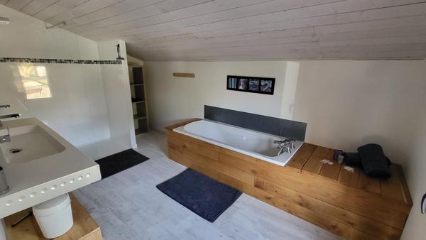 Maison 6 pièce(s) 3 chambre(s) 146 m²