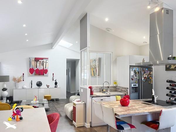 Maison 554 910 € Saint-Xandre 5 p 113 m² DPE B
