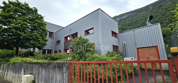 Local d'activités/Entrepôt à vendre Zone industrielle Saint-Claude (39)