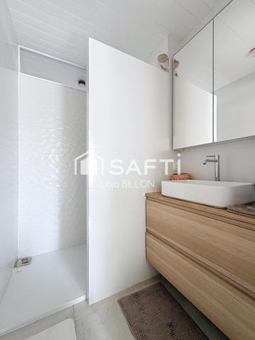 Maison rénovée avec piscine, au calme, quartier Meyrand à Gujan-Mestras.