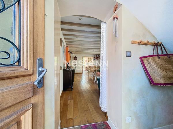 À VENDRE - TOULOUSE - Maison 5 pièce(s) 125 m2 avec garage et jardin intimiste, dans le paisible quartier croix de Pierre à Toulouse, voisinage bienveillant