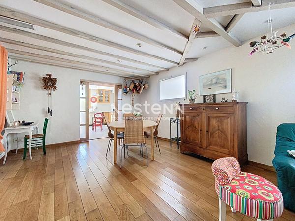 À VENDRE - TOULOUSE - Maison 5 pièce(s) 125 m2 avec garage et jardin intimiste, dans le paisible quartier croix de Pierre à Toulouse, voisinage bienveillant