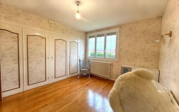 Maison à vendre    6 pièces •  Genlis