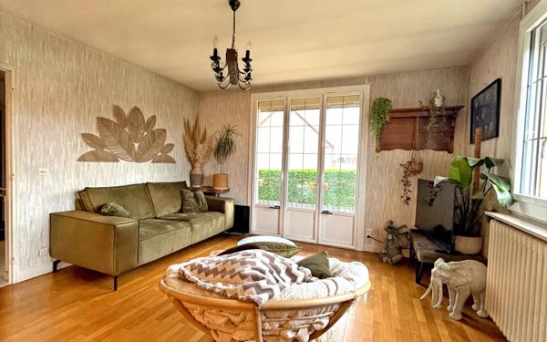 Maison à vendre    6 pièces •  Genlis