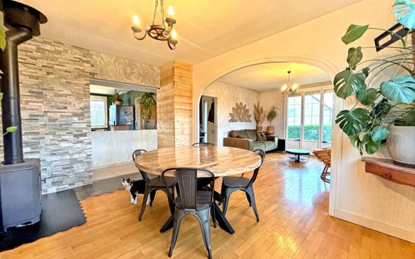 Maison à vendre    6 pièces •  Genlis