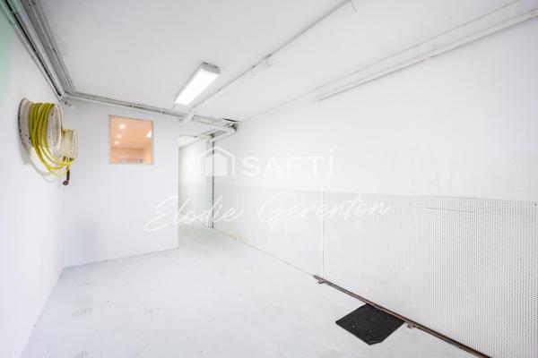 Immeuble de rapport proche des commodités