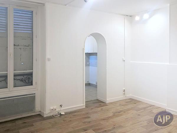 Appartement à vendre Levallois Perret - 1 pièces, 26m² avec 1 chambre(s) à 214 000€ - AJP Immobilière Passy Paris 16