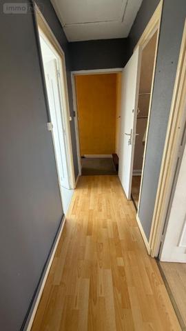 Appartement à rénover à louer à Hazebrouck dans le Nord (59190), ref : H9359   
Gare