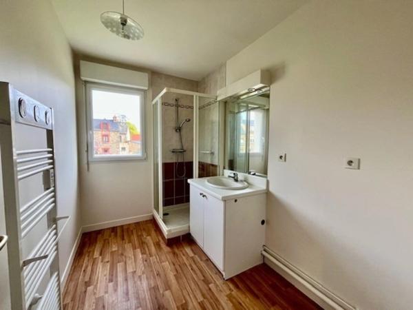 Appartement T3 72 m2, RDC -  PLEURTUIT centre
