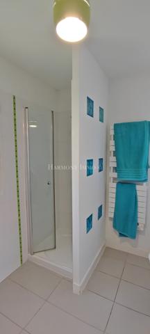 Villa contemporaine T6 de 193m² habitables à 500m de la plage à Sanary-sur-mer 83 110 (Var).