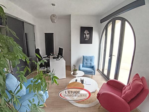 Sainte-Luce-sur-Loire: Maison familiale rénovée avec piscine au cœur du bourg
