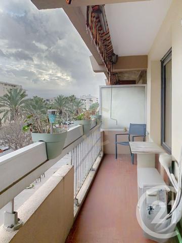 Appartement F4 à vendre  4 pièces - 78,40 m2 PERPIGNAN - 66