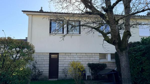 Maison familiale  5 pièces  86 m² , située à Taverny, Quartier Mermoz - Les Ecouardes