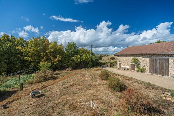 Maison
         8 pièces
        - 187 m² 419 000 € *