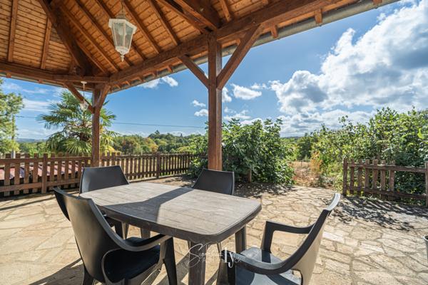 Maison
         8 pièces
        - 187 m² 419 000 € *