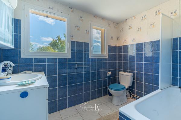 Maison
         8 pièces
        - 187 m² 419 000 € *