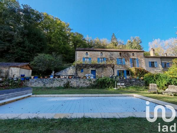 Maison à vendre 6 pièces 143 m² Sarlat-la-Canéda