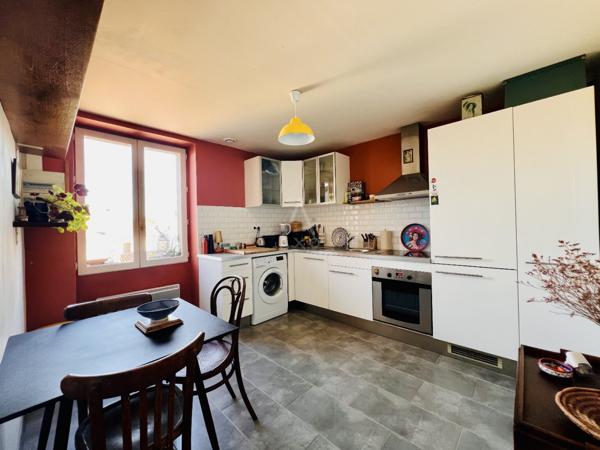 T2 - 2ème étage avec combles privatifs de 45.97 m² de surface utile