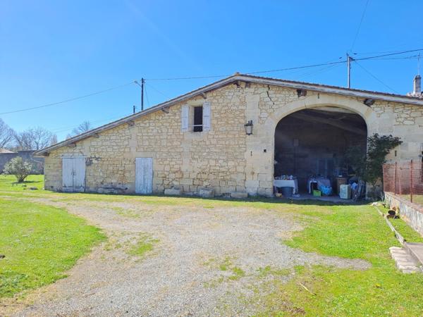 Maison à vendre 7 pièces proche de SAINT ANDRE DE CUBZAC (33)