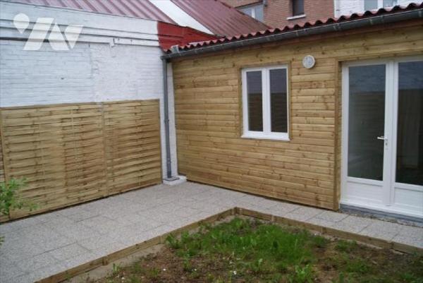 EN EXCLUSIVITE A VENDRE A NIEPPE dans le Nord (59) : IMMEUBLE EN CENTRE VILLE A USAGE D'HABITAT...
