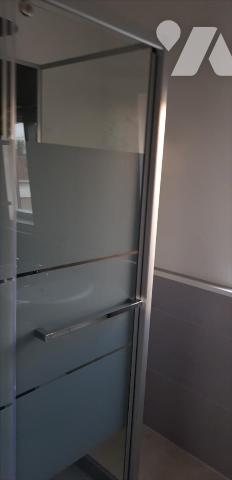 EN EXCLUSIVITE A VENDRE A NIEPPE dans le Nord (59) : IMMEUBLE EN CENTRE VILLE A USAGE D'HABITAT...