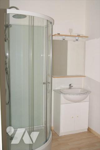 EN EXCLUSIVITE A VENDRE A NIEPPE dans le Nord (59) : IMMEUBLE EN CENTRE VILLE A USAGE D'HABITAT...