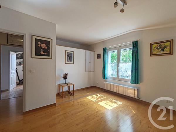 Maison à vendre  8 pièces - 244,24 m2 ST MICHEL L OBSERVATOIRE - 04