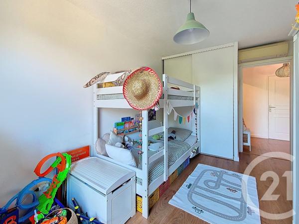 Appartement F3 à vendre  3 pièces - 70,10 m2 ST LAURENT DU VAR - 06