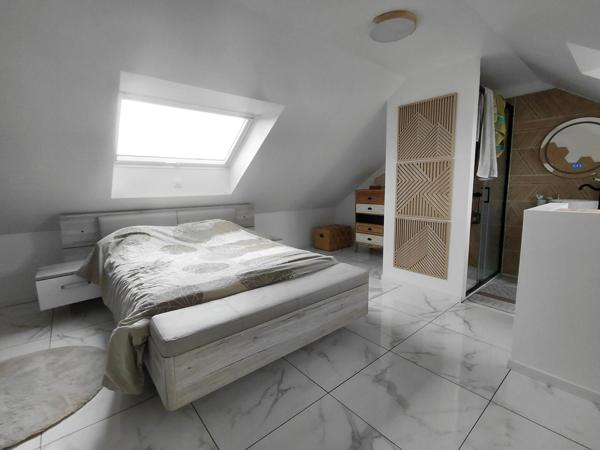Maison à CONDE-SUR-SARTHE, 61250 - 5 pièces 116m²