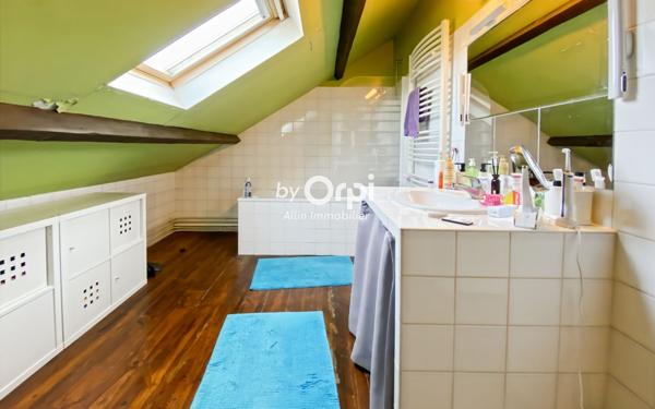 Maison à vendre    4 pièces •  Montluçon