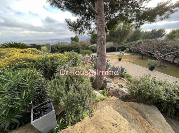 Maison à vendre 12 pièces de 330 m²