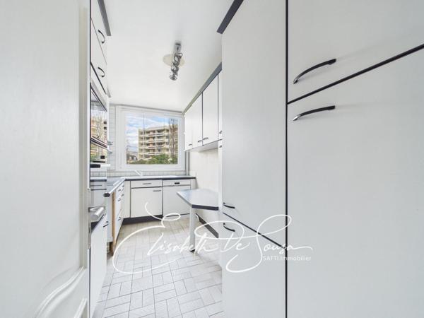 À 450 m du métro Maisons-Alfort Stade (ligne 8)