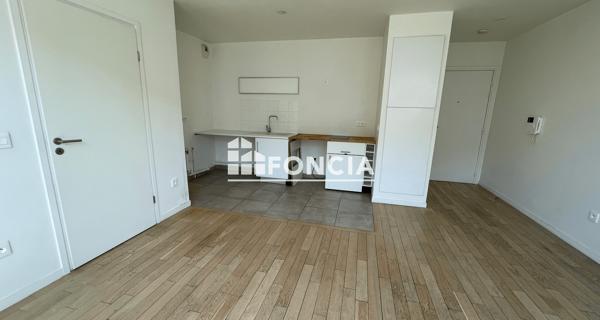 Location Appartement 2 pièces 40.75 m² - Paris 75014