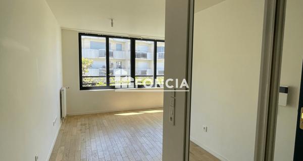 Location Appartement 2 pièces 40.75 m² - Paris 75014