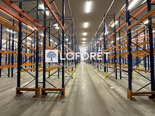 Achat local commercial près de LA CHATAIGNERAIE - 6475 m² - 5 288 000 €