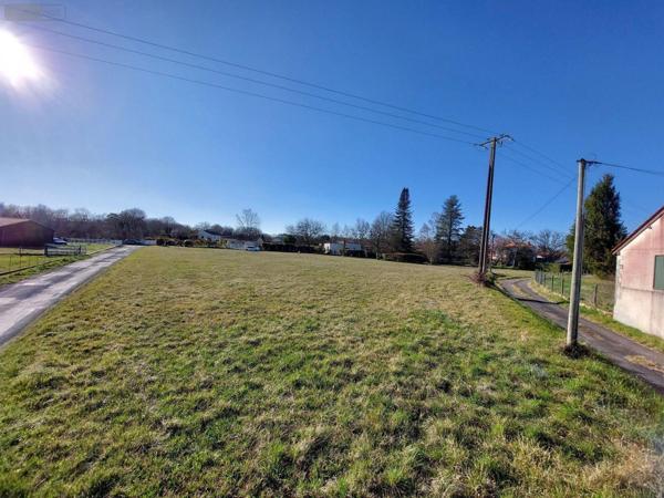 Terrain à Batir à vendre à La Tour Blanche Cercles en Dordogne (24320), ref : 18113/100