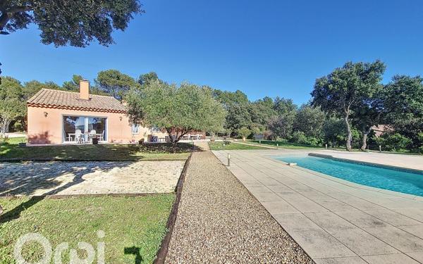 Maison à vendre    4 pièces •  Le Beausset