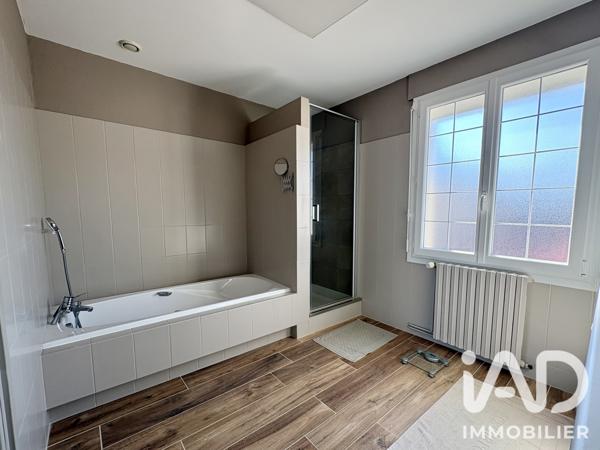 Maison à vendre 5 pièces 140 m² Cognac