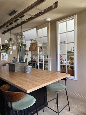 Belle contemporaine récente