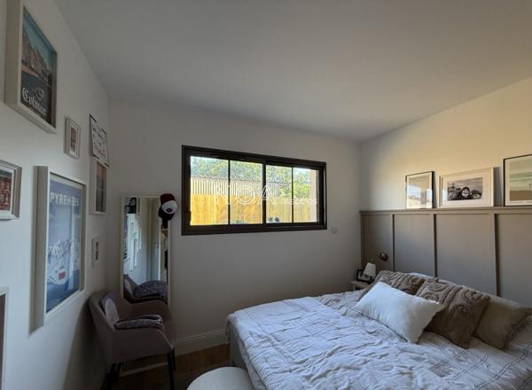 Belle contemporaine récente