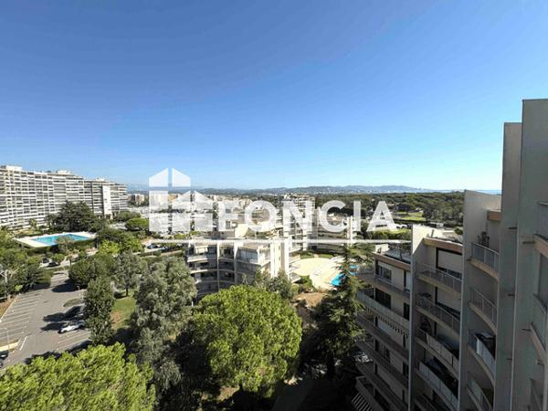 Location Studio meublé 27.64 m² - Mandelieu-la-napoule 06210
