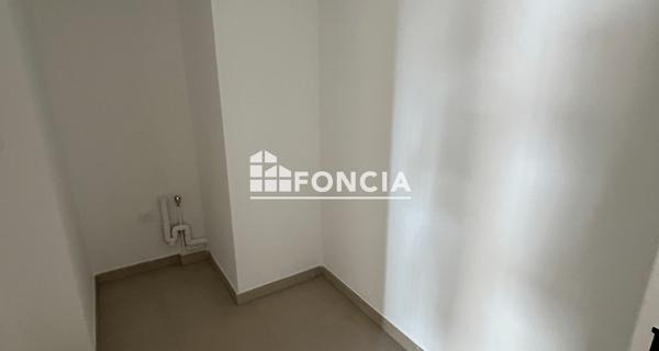 Location Appartement 3 pièces 59.9 m² - Monteux 84170