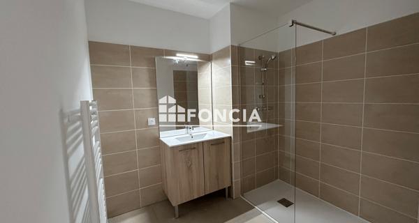 Location Appartement 3 pièces 59.9 m² - Monteux 84170