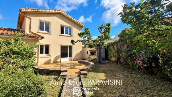 Pennautier Maison 4 chambres, garages et jardin