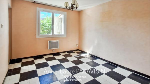 Pennautier Maison 4 chambres, garages et jardin