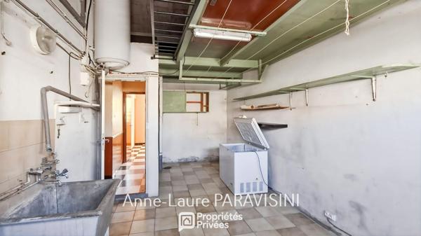 Pennautier Maison 4 chambres, garages et jardin