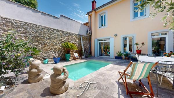 MAISON DE CARACTÈRE RÉNOVÉE AVEC PISCINE, GARAGE ET GRENIER AMÉNAGEABLE ? QUARTIER DES CAPUCINS À CARCASSONNE