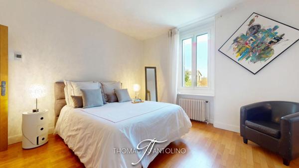 MAISON DE CARACTÈRE RÉNOVÉE AVEC PISCINE, GARAGE ET GRENIER AMÉNAGEABLE ? QUARTIER DES CAPUCINS À CARCASSONNE