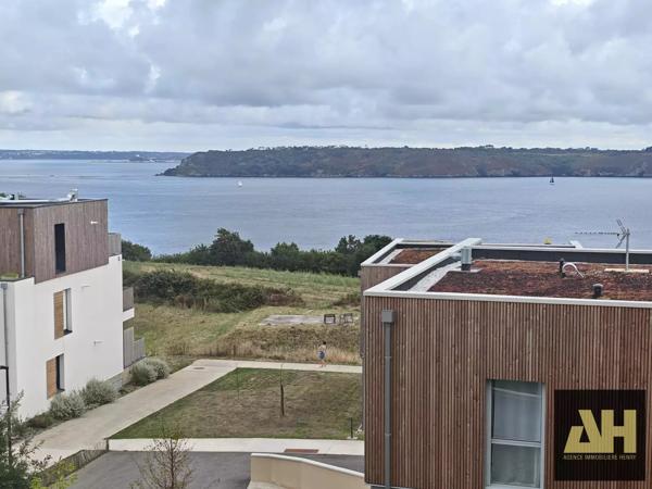 EXCLUSIVITE - BREST SAINTE-ANNE DU PORTZIC - APPARTEMENT T4 DE 78 M² - 1 PLACE DE PARKING PRIVATIVE - ASCENSEUR - CADRE PRIVILEGIE